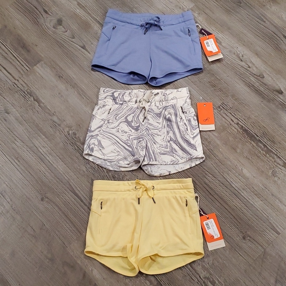 3 Pairs od Freely Activewear Girls Kate Shorts Size Medium 7/8